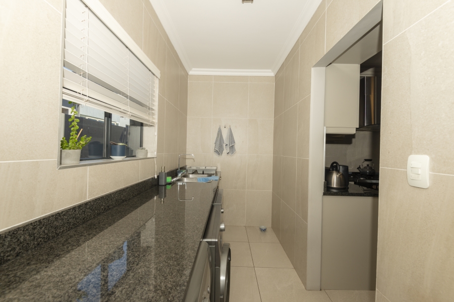 4 Bedroom Property for Sale in Calypso Beach Western Cape